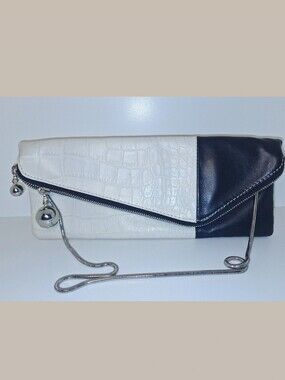 Henri Bendel Black & White Croc Embossed Leather Clutch w/ Chain EUC